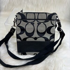 COACH SIGNATURE STRIPE SWINGPACK CROSSBODY BAG